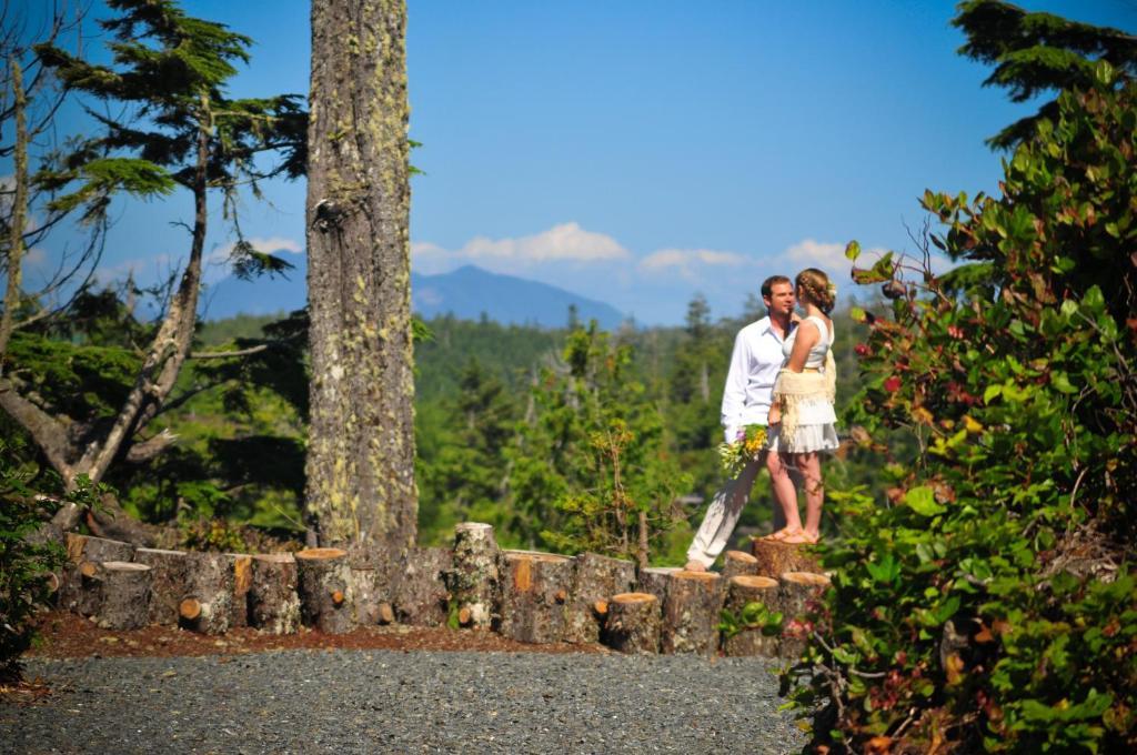 Cygnet Cove Suites Ucluelet Extérieur photo